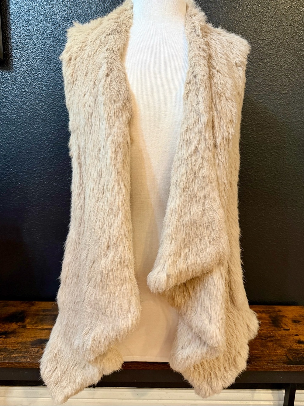 Ellison Genuine Rabbit Fur Vest in Light Beige/Cream O/S